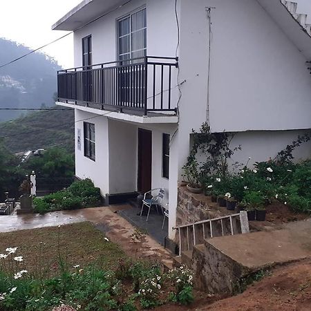 Hotel Elevate 360 Holiday Bungalow Nuwara Eliya Esterno foto