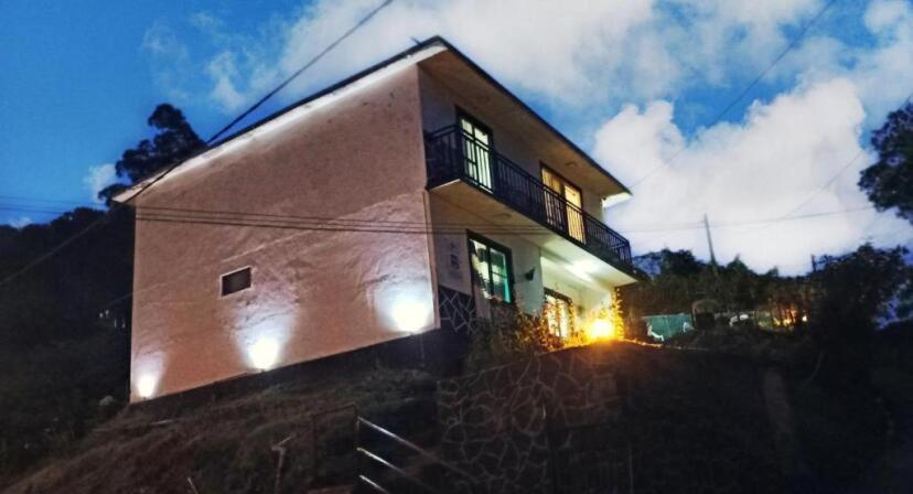 Hotel Elevate 360 Holiday Bungalow Nuwara Eliya Esterno foto